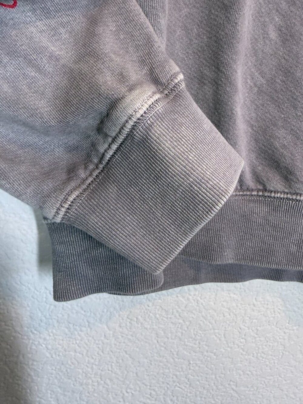 Peloton Grateful Dead Sweatshirt Steal Your Face Crewneck Gray Bear Sleeve Large - Picture 5 of 8